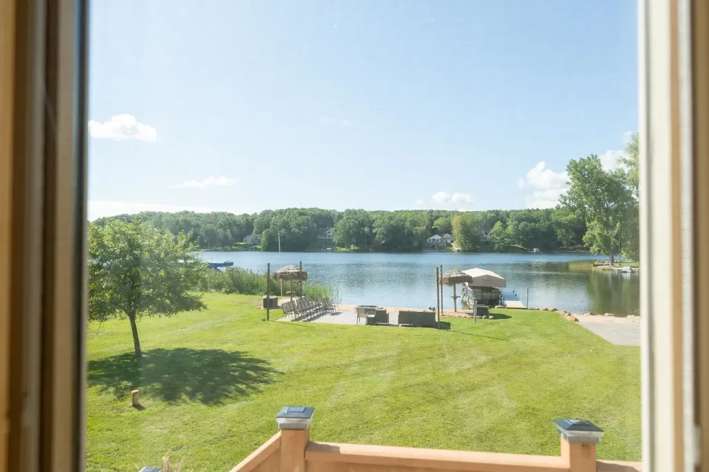 1107 Bundy Drive Broomfield Township MI 48893