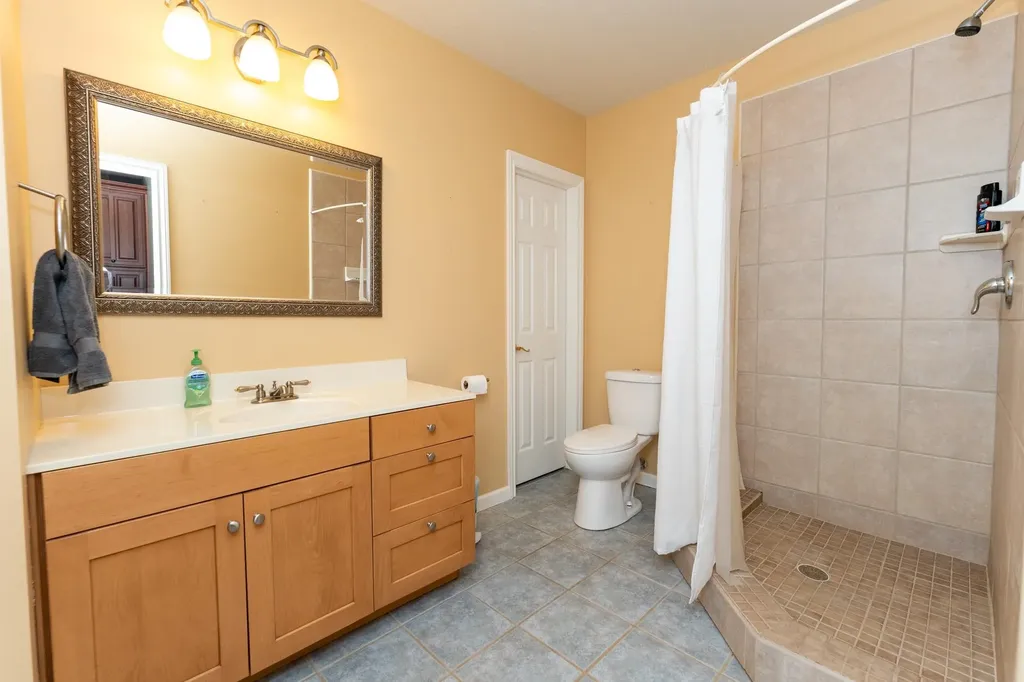 1107 Bundy Drive Broomfield Township MI 48893