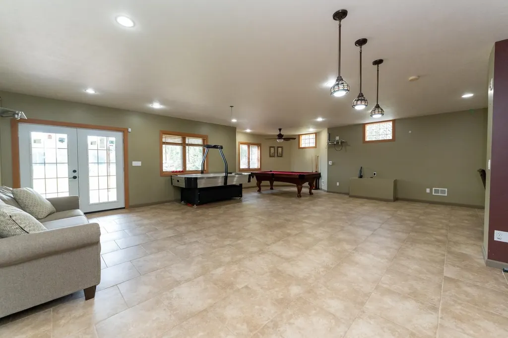 1107 Bundy Drive Broomfield Township MI 48893