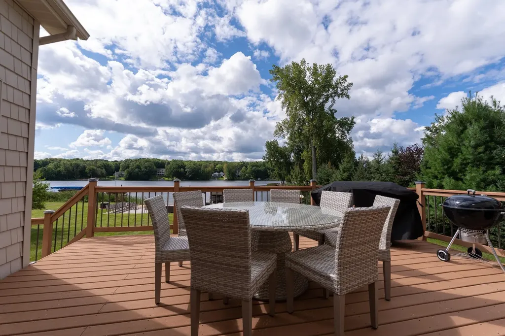 1107 Bundy Drive Broomfield Township MI 48893