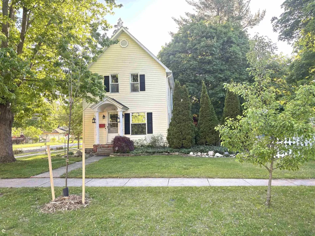 518 S Kinney Mt. Pleasant City MI 48858