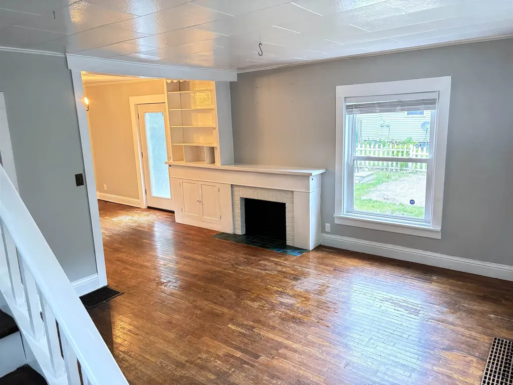 518 S Kinney Mt. Pleasant City MI 48858