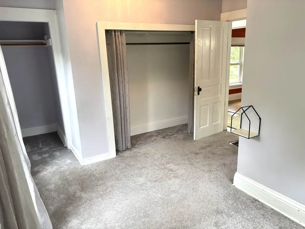 518 S Kinney Mt. Pleasant City MI 48858