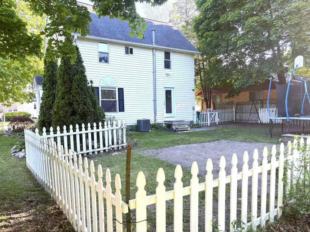 518 S Kinney Mt. Pleasant City MI 48858