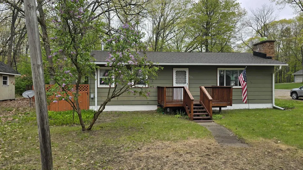 621 E State Street Fife Lake Township MI 49633