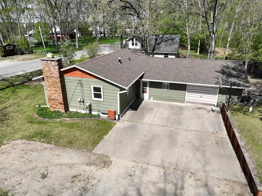 621 E State Street Fife Lake Township MI 49633