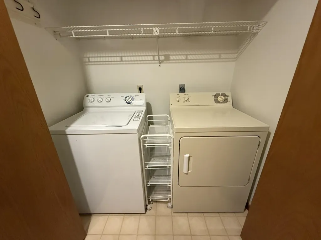 2154 Hammond Place W Garfield Charter Township MI 49686