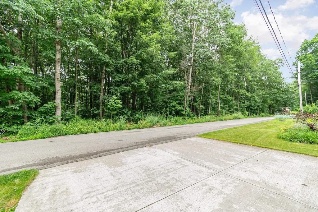 7670 Five Lakes Drive Grant Township MI 48622