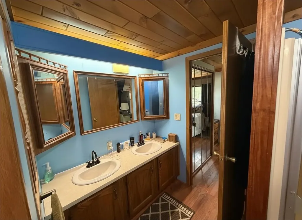 2245 Edgewood Surrey Township MI 48622