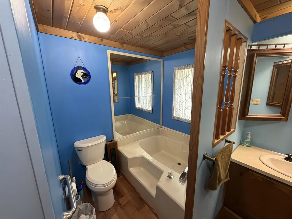 2245 Edgewood Surrey Township MI 48622