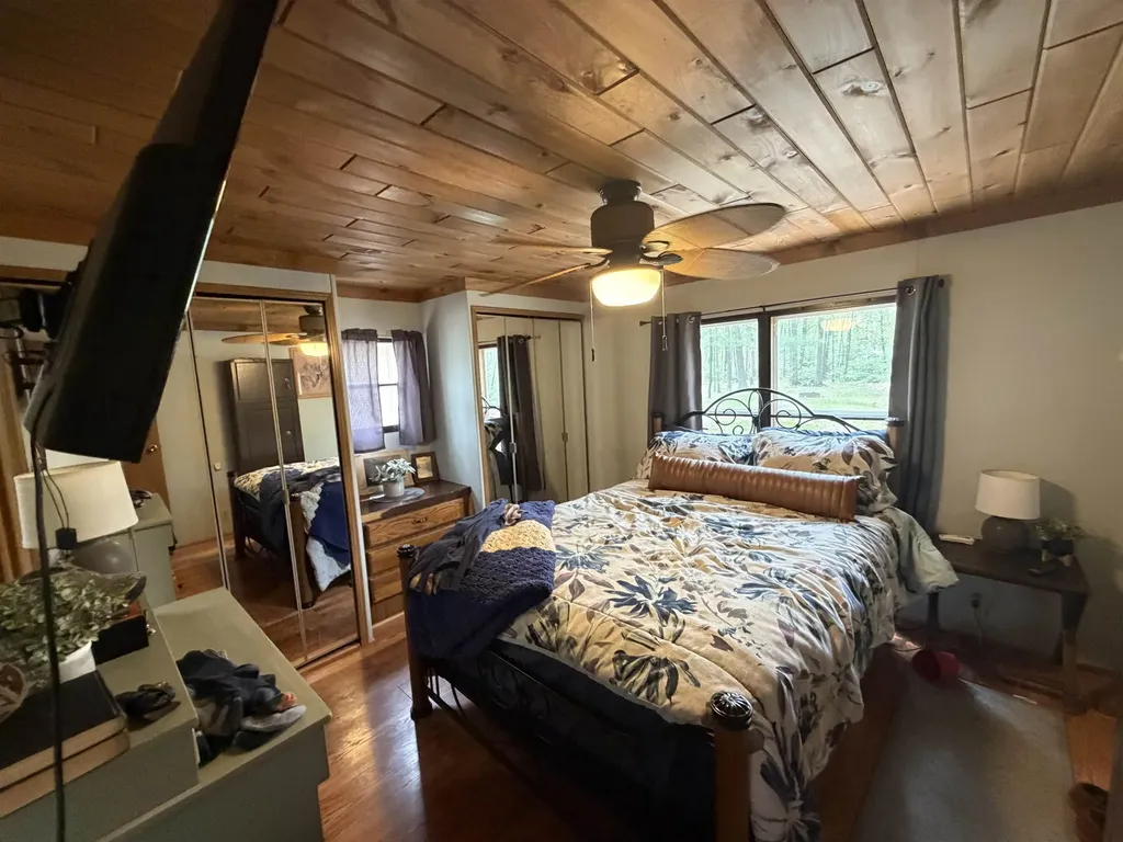 2245 Edgewood Surrey Township MI 48622