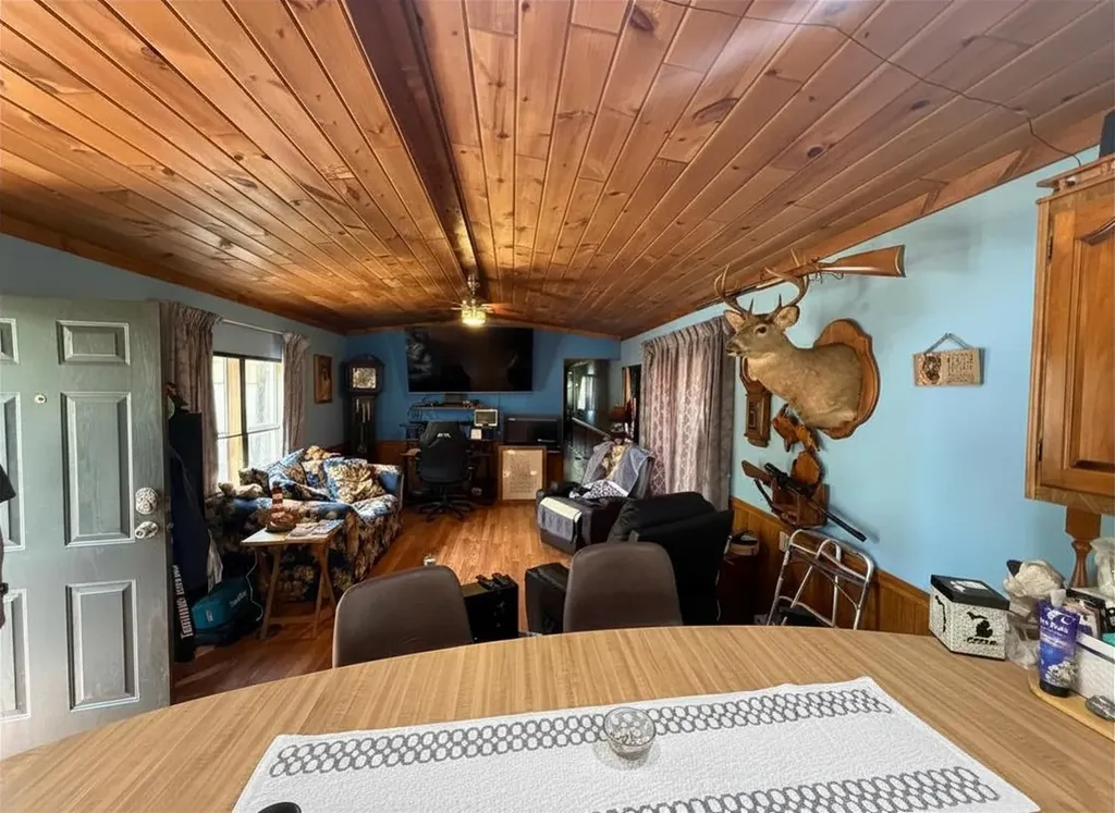 2245 Edgewood Surrey Township MI 48622