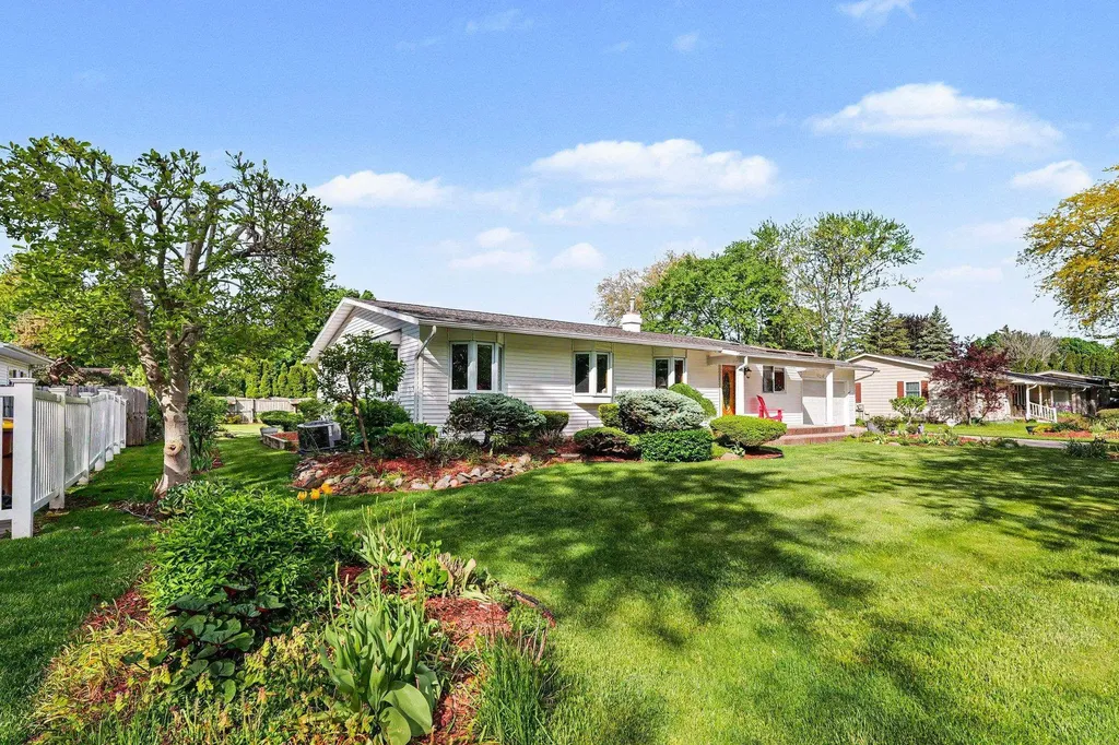 1210 Glenwood Drive Mt. Pleasant City MI 48858