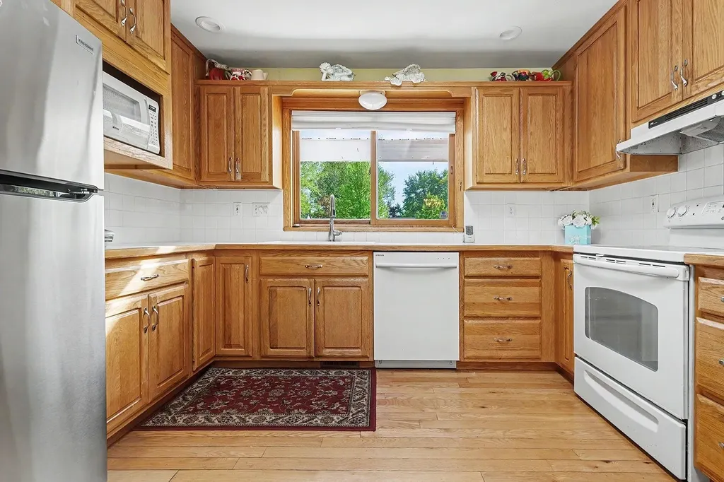 1210 Glenwood Drive Mt. Pleasant City MI 48858
