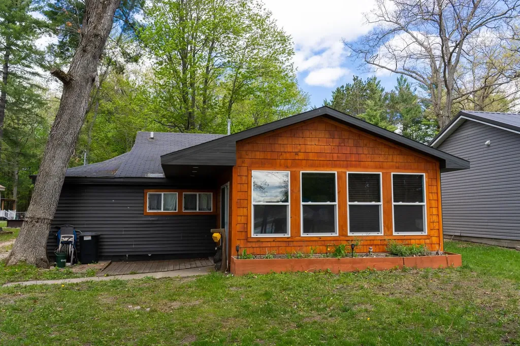 11935 N Shore Drive Garfield Township MI 48632