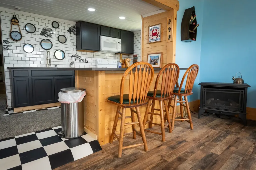 11935 N Shore Drive Garfield Township MI 48632