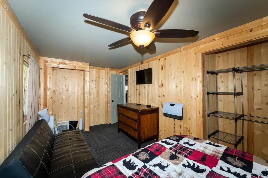 11935 N Shore Drive Garfield Township MI 48632
