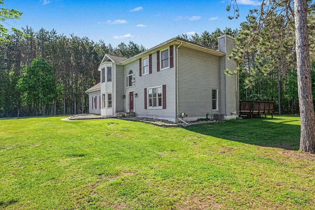 105 W Broomfield Road Deerfield Township MI 48858