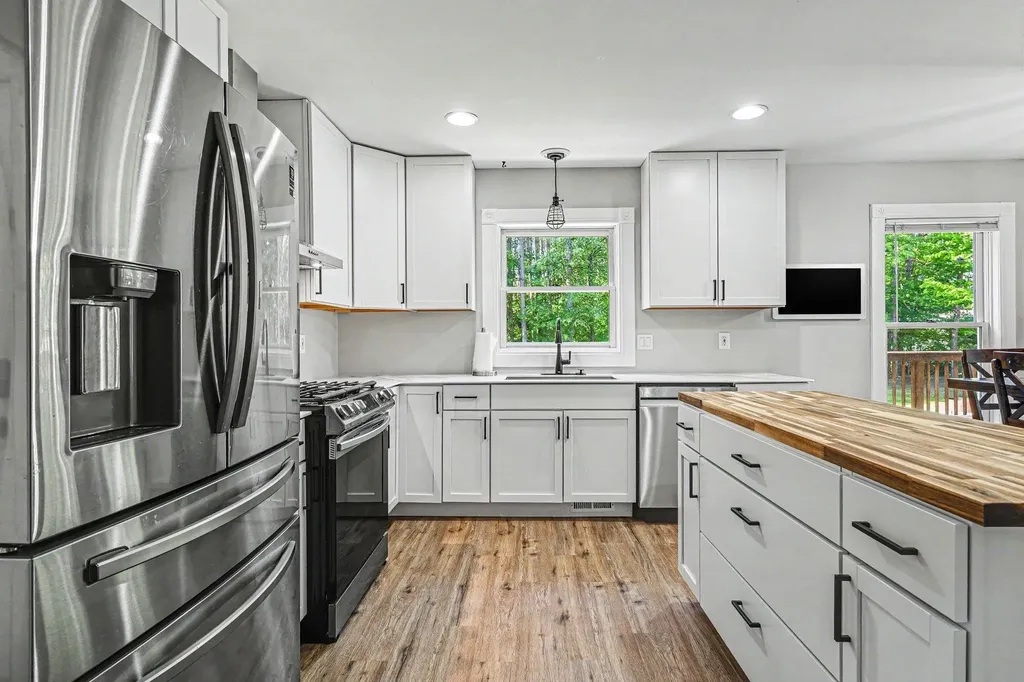 105 W Broomfield Road Deerfield Township MI 48858