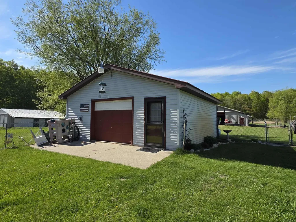 6675 NE Camp Tanuga Road Coldsprings Township MI 49646
