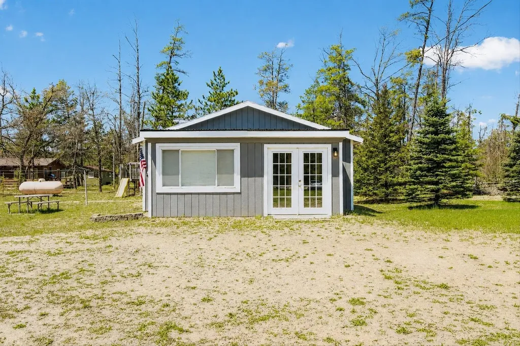 3144 S Wakeley Bridge Road Grayling Charter Township MI 49738