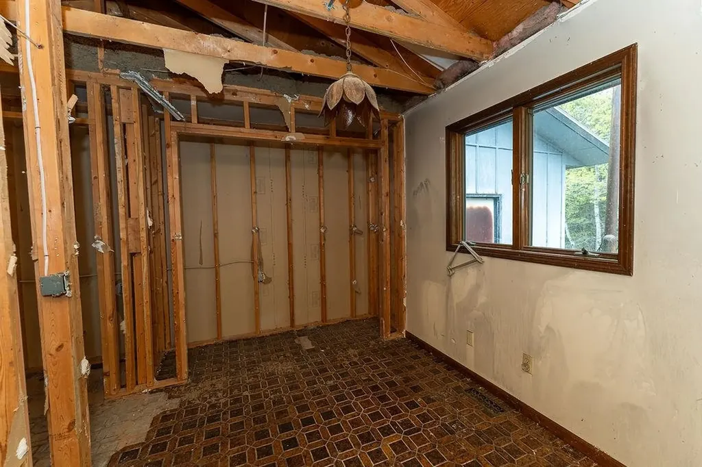 3290 E River Union Charter Township MI 48858