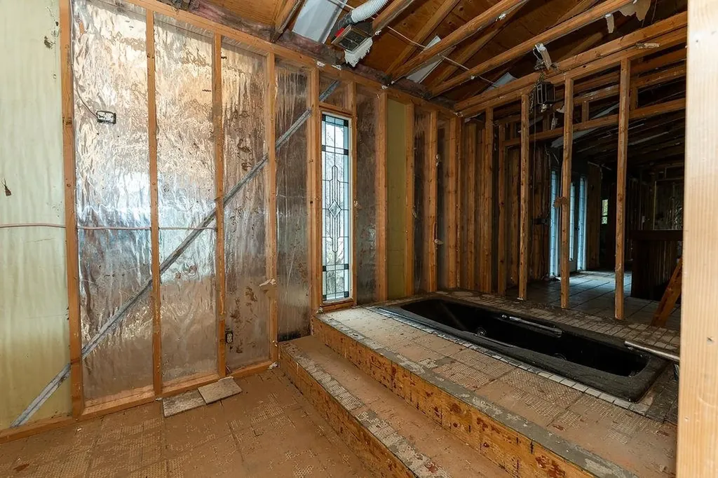 3290 E River Union Charter Township MI 48858