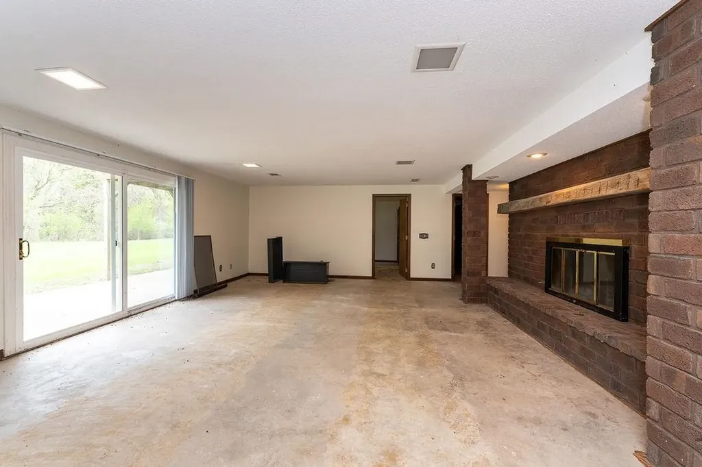 3290 E River Union Charter Township MI 48858