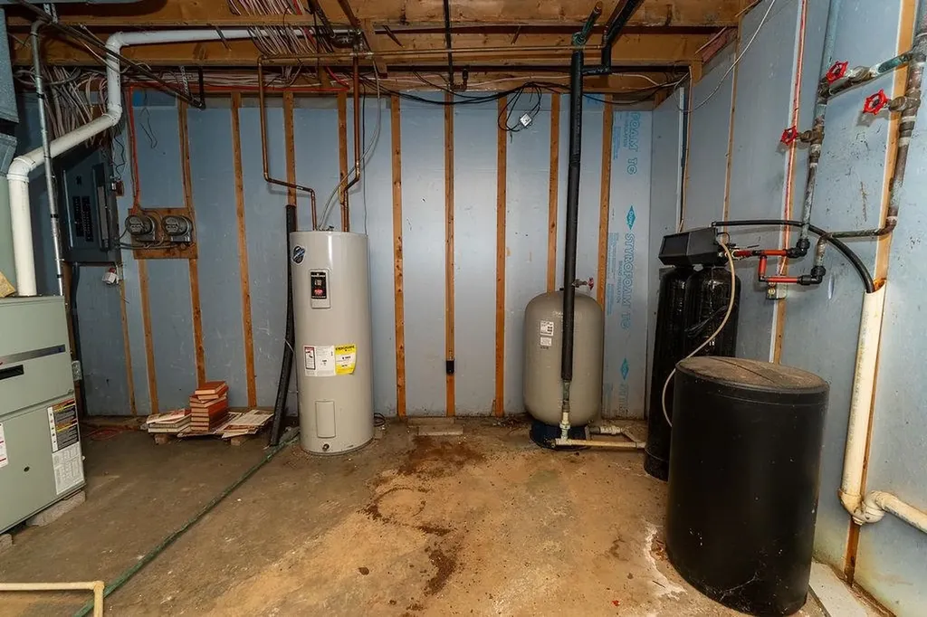 3290 E River Union Charter Township MI 48858