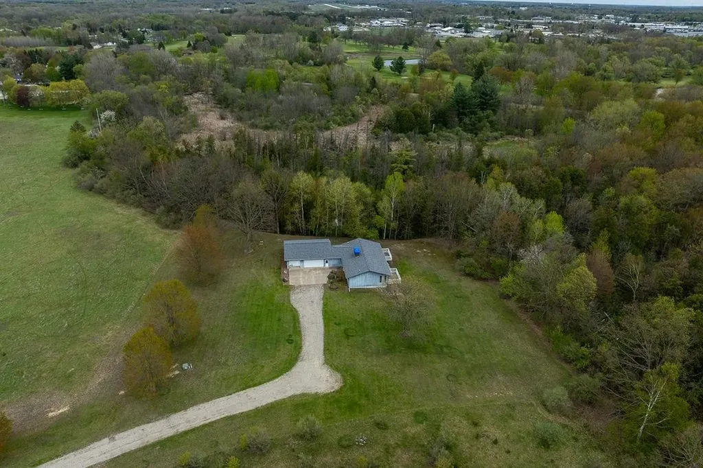 3290 E River Union Charter Township MI 48858