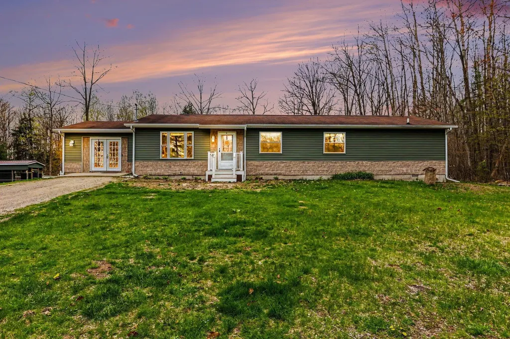 1015 Shaw Road Sage Township MI 48624