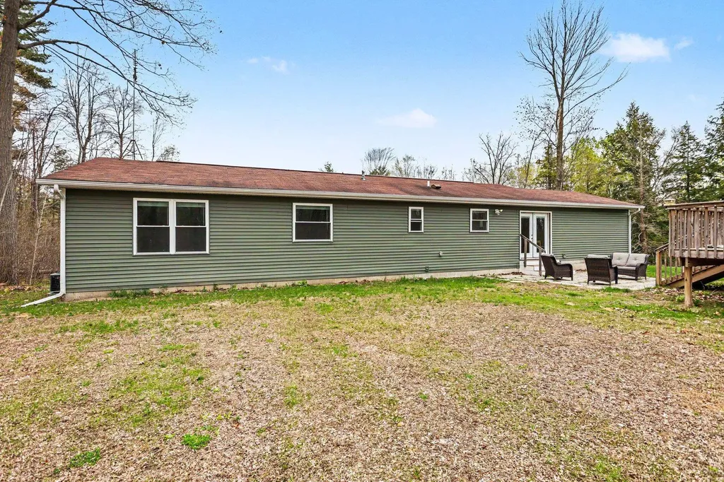 1015 Shaw Road Sage Township MI 48624