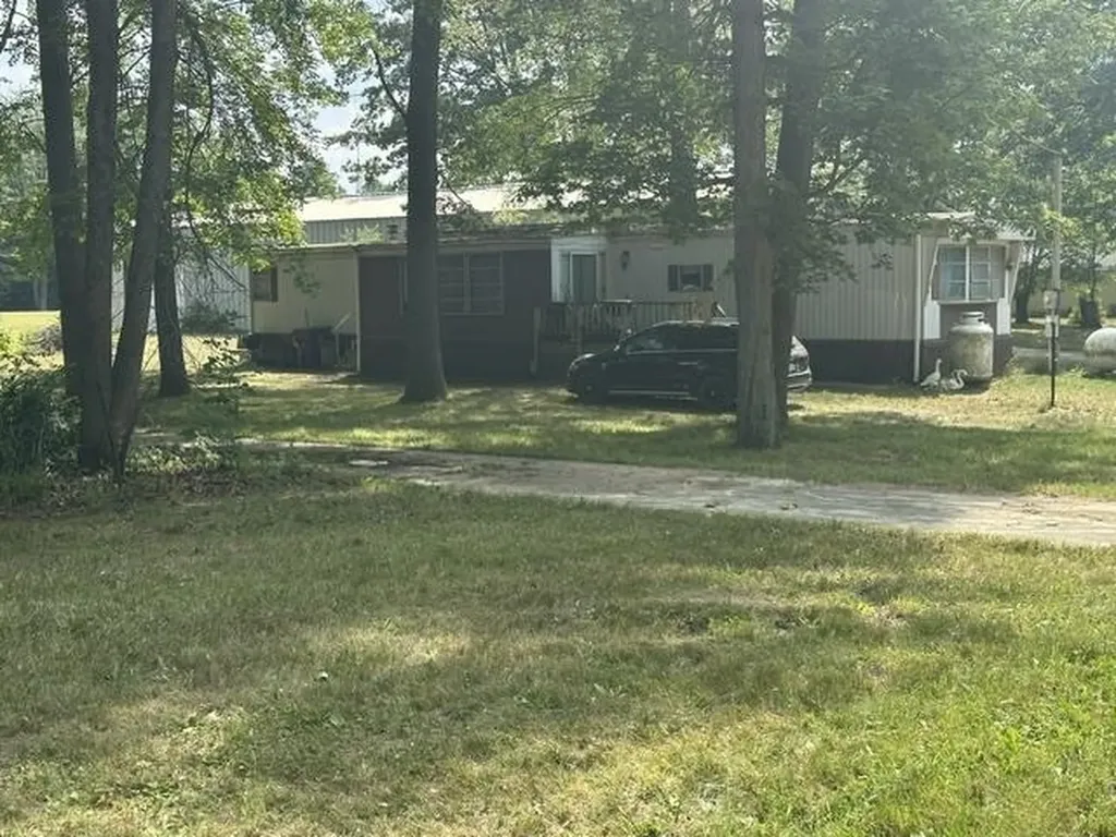 7885 N Airpark Road Sherman Township MI 48893