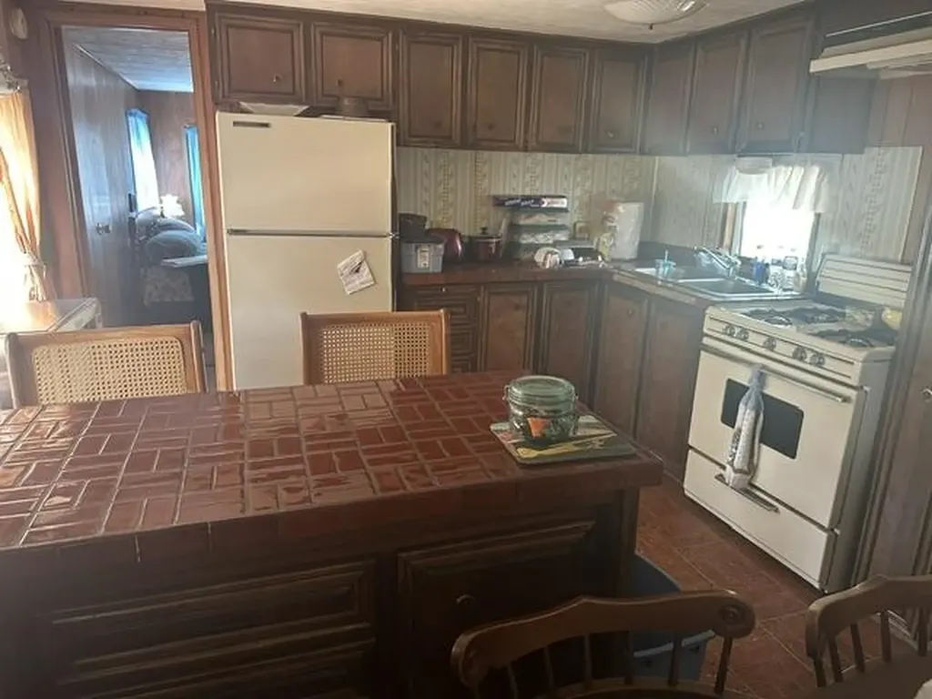 7885 N Airpark Road Sherman Township MI 48893