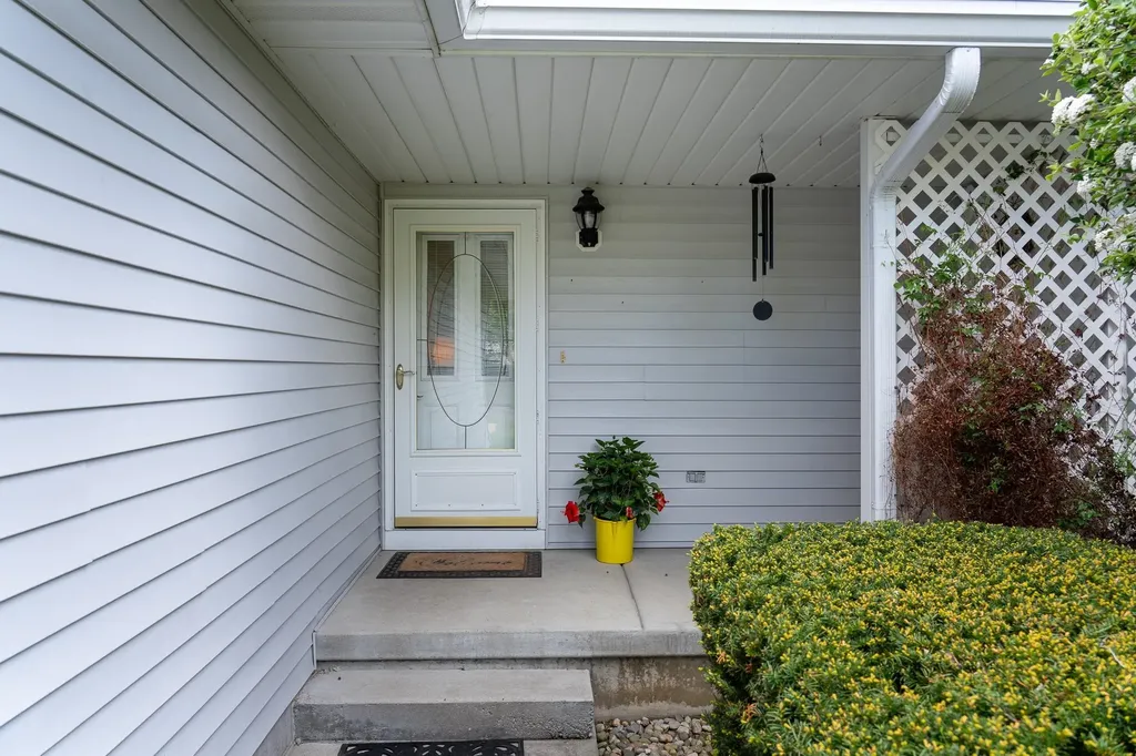 1604 E Gaylord Street Mt. Pleasant City MI 48858