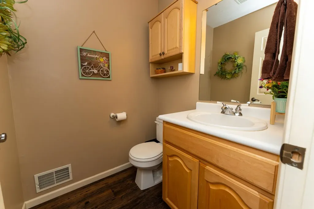 1604 E Gaylord Street Mt. Pleasant City MI 48858