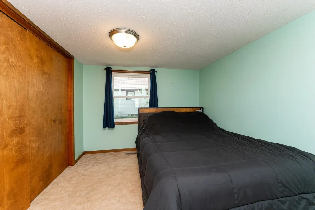 1608 Fessenden Avenue Mt. Pleasant City MI 48858