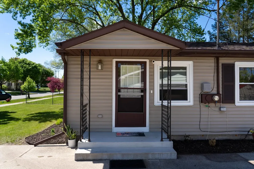 1608 Fessenden Avenue Mt. Pleasant City MI 48858