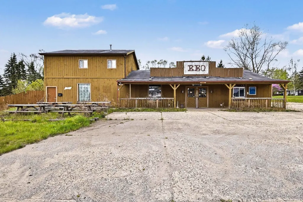20 E Remus Road Union Charter Township MI 48858