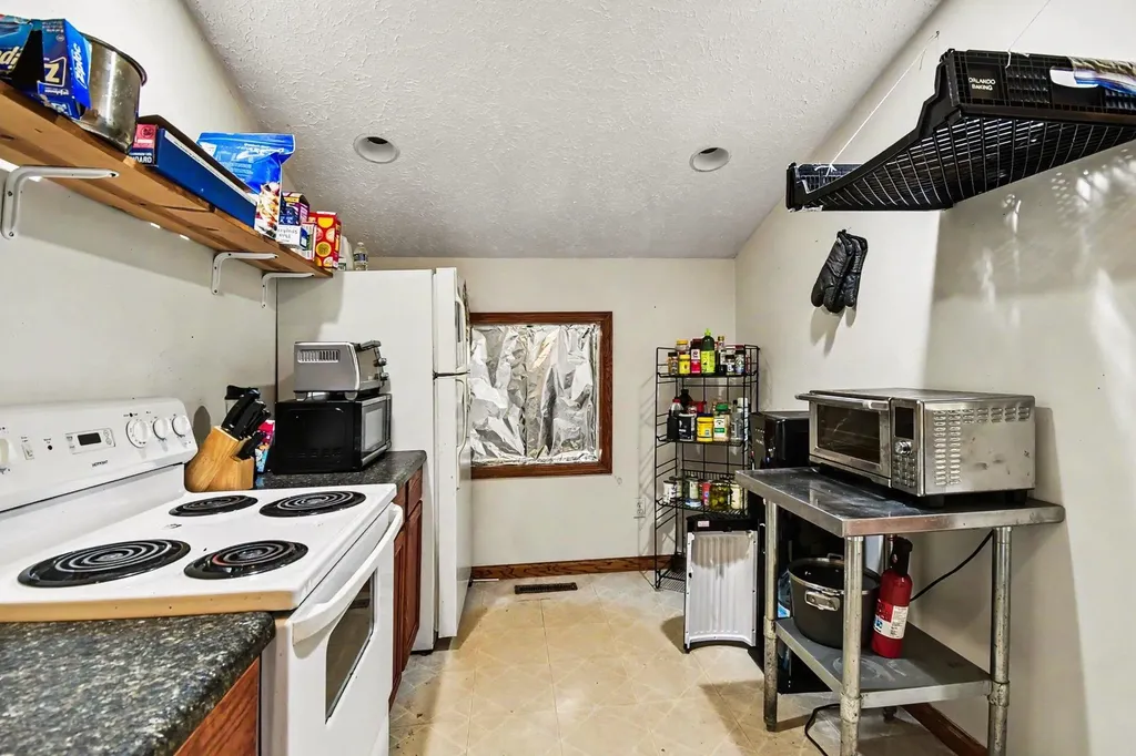 20 E Remus Road Union Charter Township MI 48858