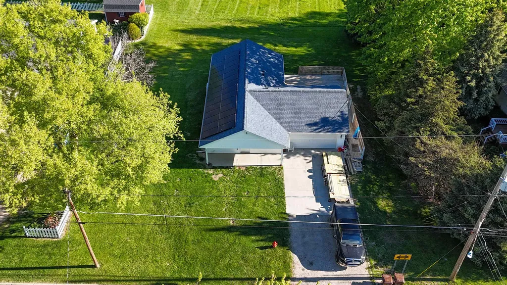 401 Barber Ithaca City MI 48847