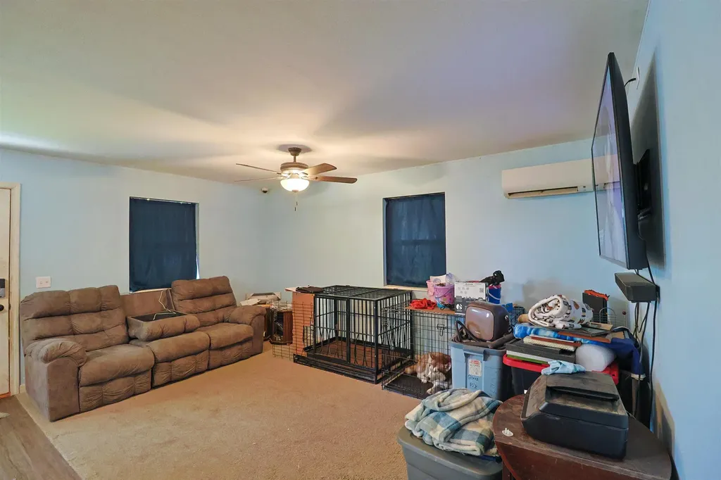 401 Barber Ithaca City MI 48847