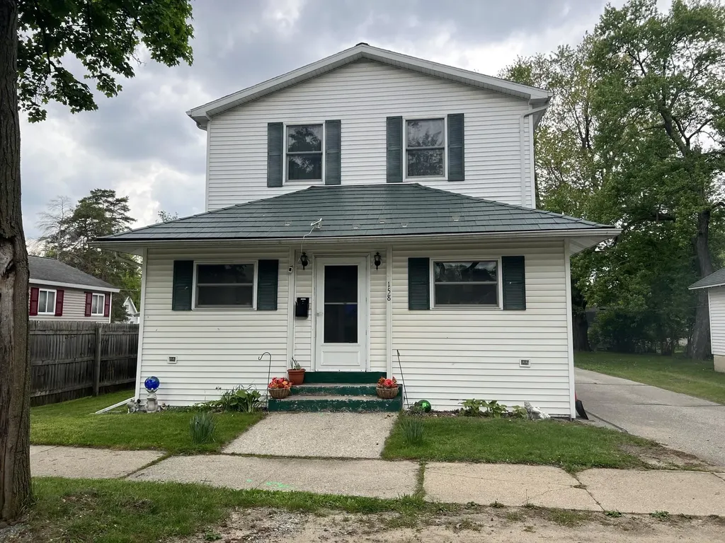 158 Moyer Avenue Alma City MI 48801