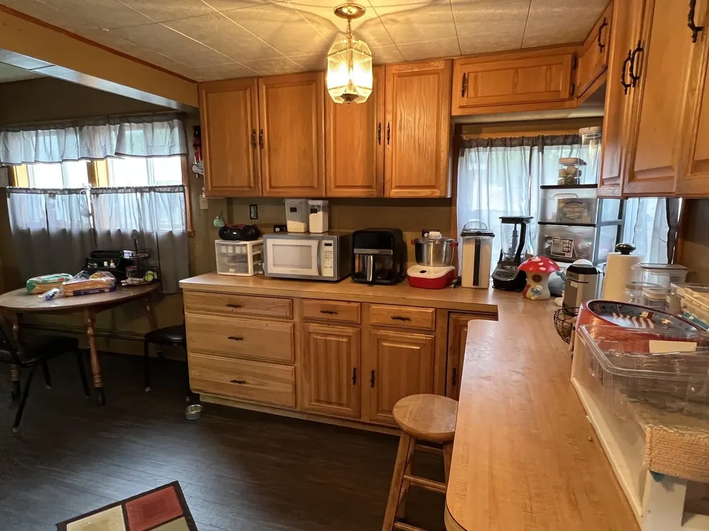 158 Moyer Avenue Alma City MI 48801