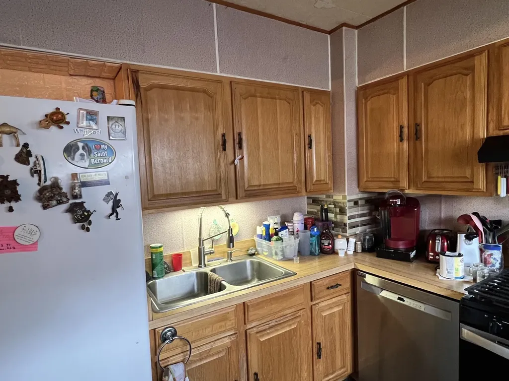158 Moyer Avenue Alma City MI 48801