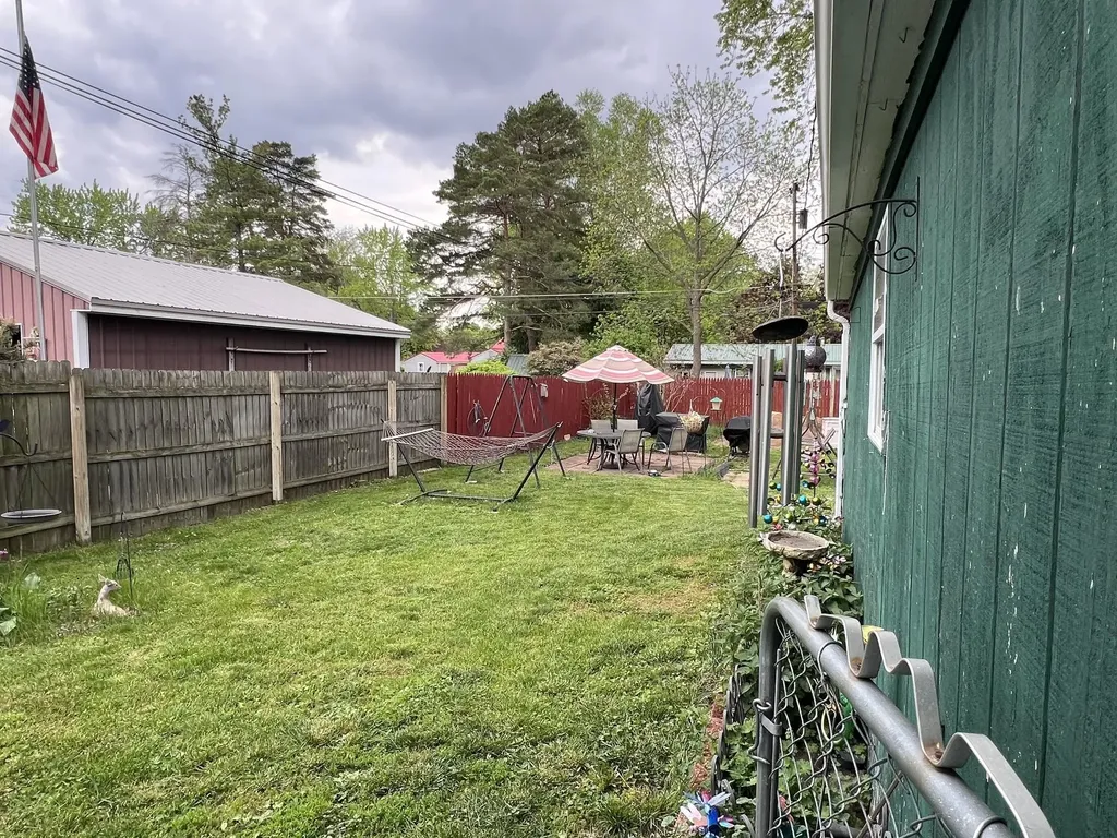 158 Moyer Avenue Alma City MI 48801