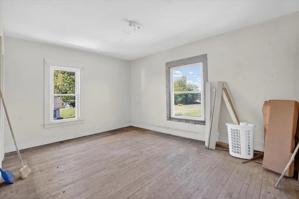 6348 N Pingree Road Seville Township MI 48832