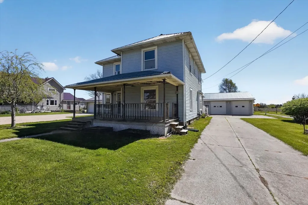 6348 N Pingree Road Seville Township MI 48832