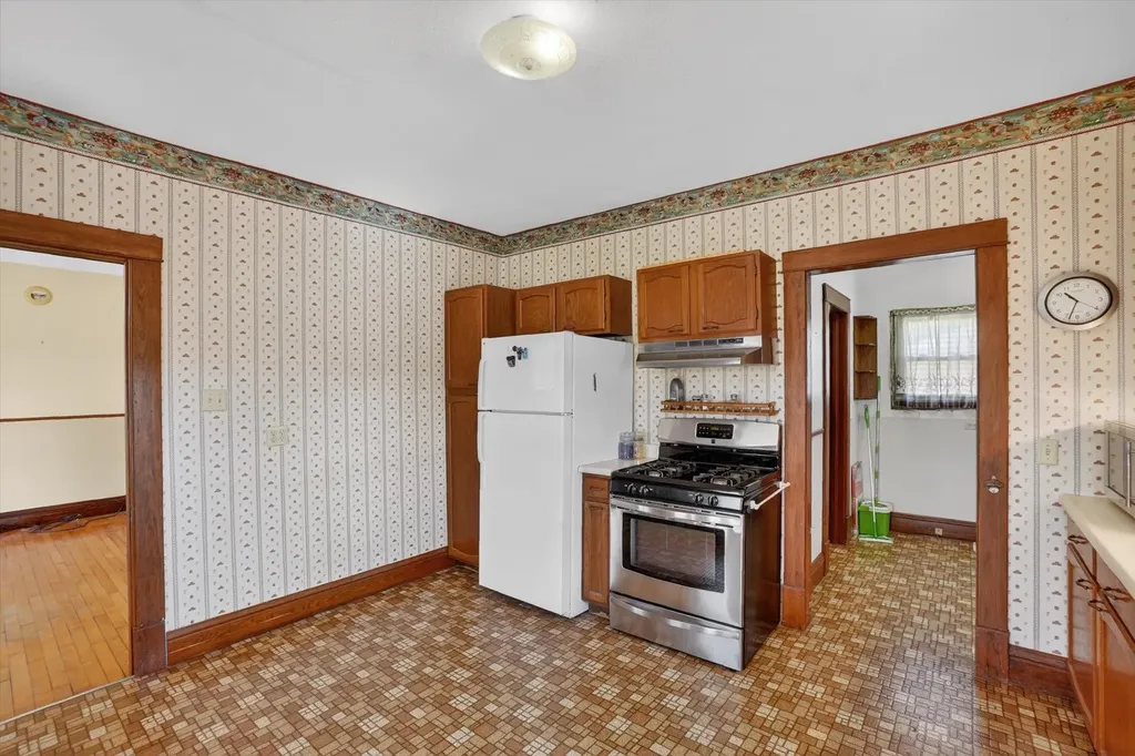 6348 N Pingree Road Seville Township MI 48832