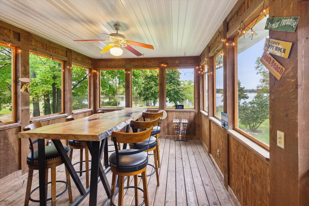 1132 Clubhouse Drive Broomfield Township MI 48893